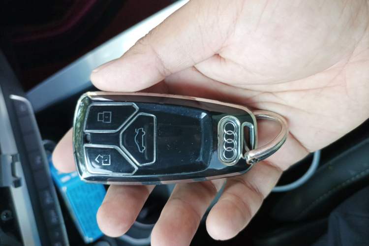 Used Audi A4L 2022 40 TFSI Fashion Dynamic Model Vehicle Key