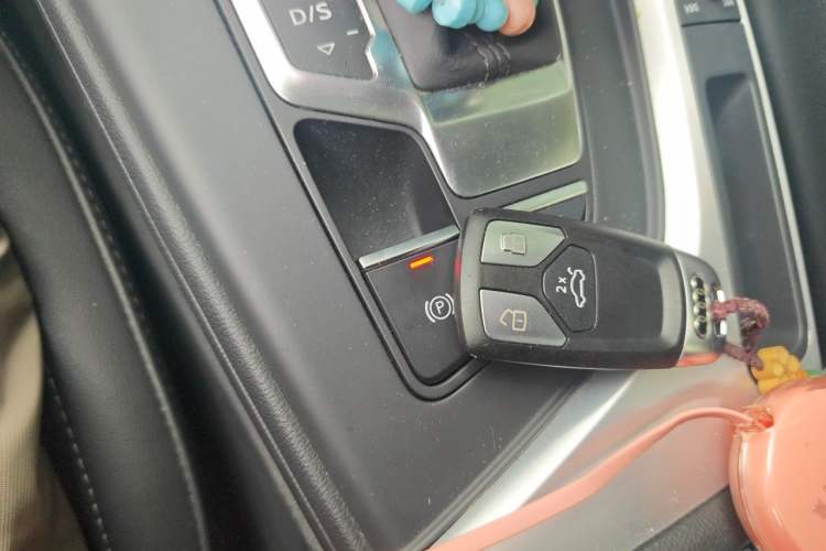 Used Audi A4L 2022 40 TFSI Fashion Dynamic Model Vehicle Key