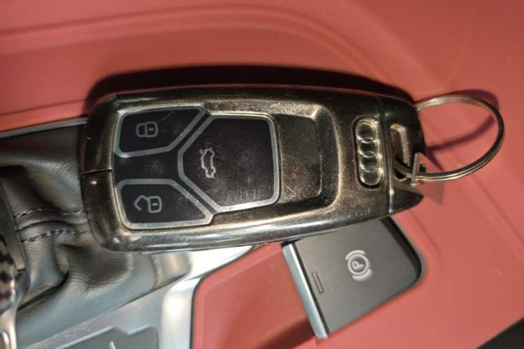 Used Audi A4L 2022 40 TFSI Fashion Dynamic Model Vehicle Key