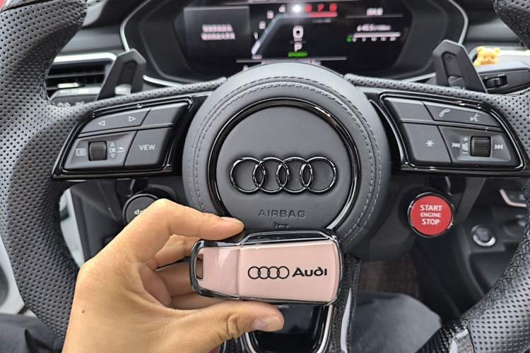 Used Audi A4L 2022 40 TFSI Fashion Dynamic Model Vehicle Key
