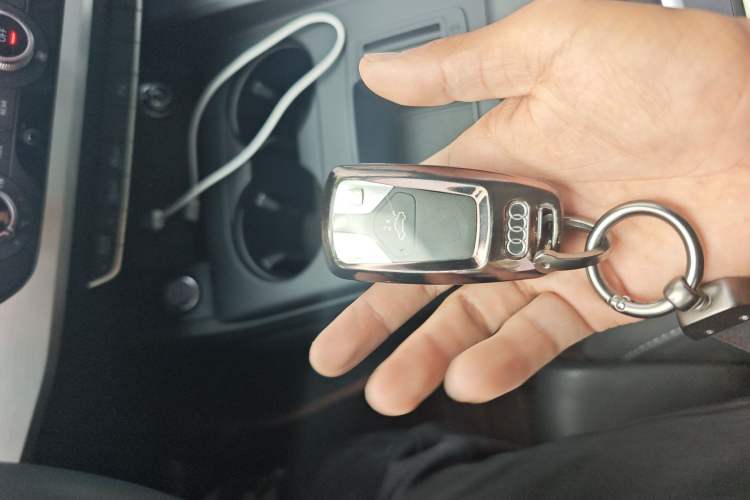 Used Audi A4L 2022 40 TFSI Fashion Dynamic Model Vehicle Key