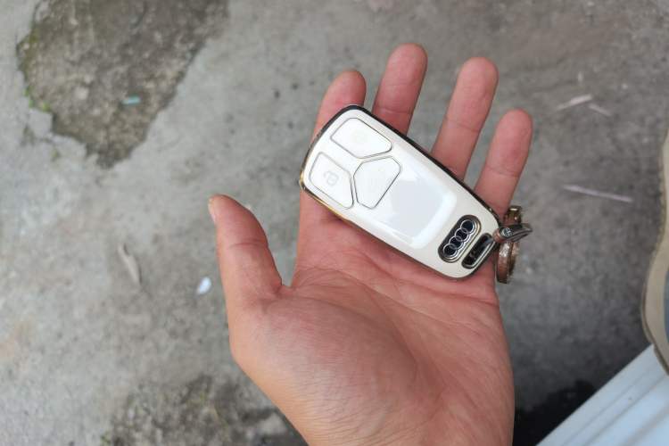Used Audi A4L 2022 40 TFSI Fashion Dynamic Model Vehicle Key
