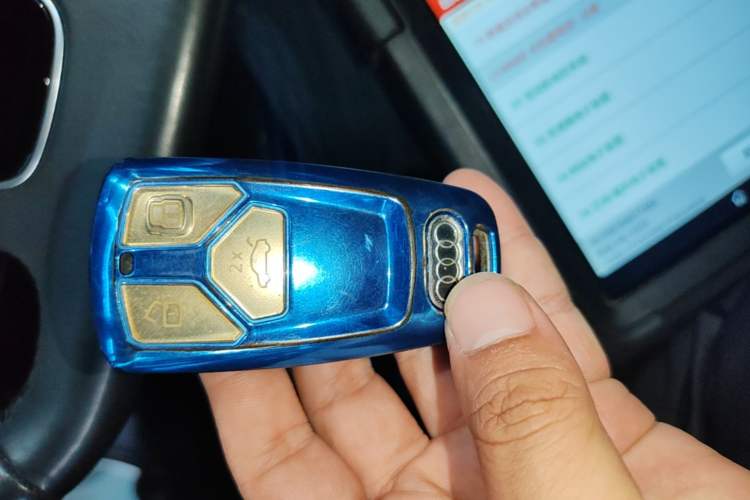 Used Audi A4L 2022 40 TFSI Luxury Dynamic Model Vehicle Key