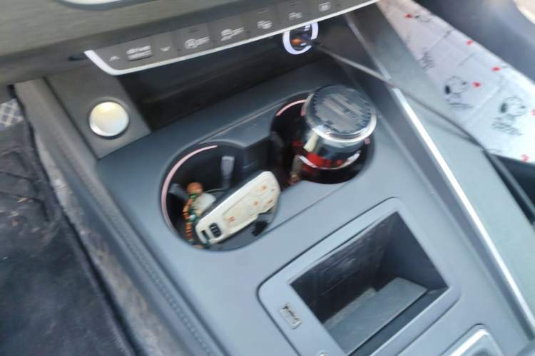 Used Audi A4L 2022 40 TFSI Luxury Prestige Edition Vehicle Key