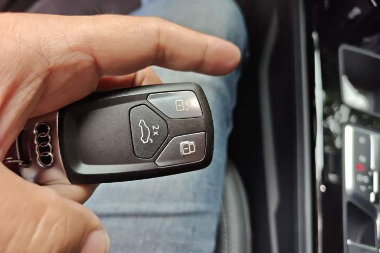 Used Audi A4L 2022 45 TFSI quattro Prestige Dynamic Edition Vehicle Key