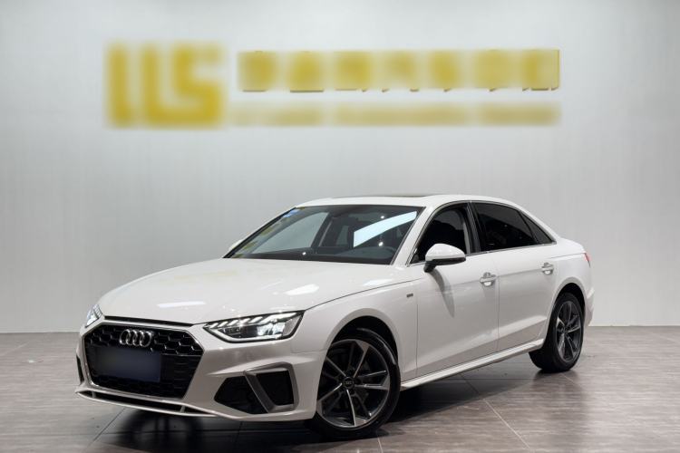 Używany Audi A4L 2022 40 TFSI Fashion Dynamic Model Guazi used car, China used car export, Used car for sale, Used cars, Cheapest cars for sale