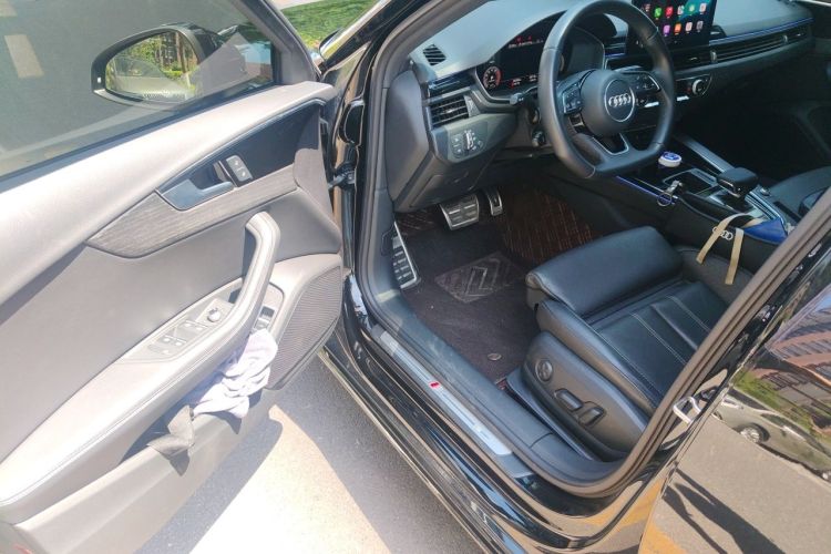 Used Audi A4L 2023 40 TFSI Luxury Dynamic Model Driver Seat
