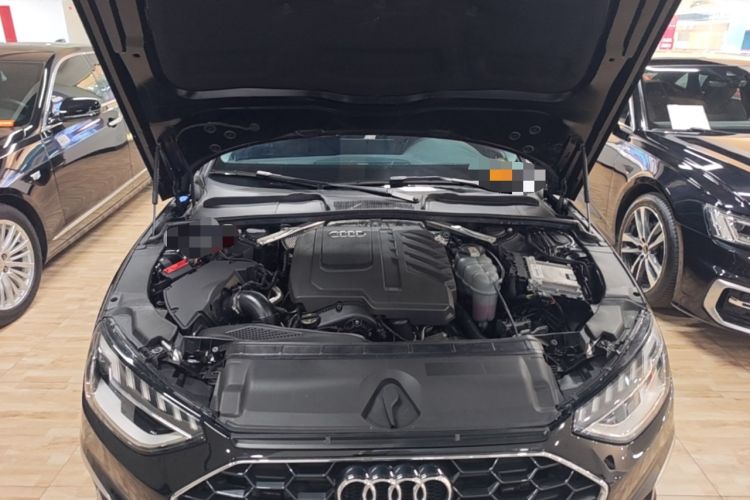 Used Audi A4L 2023 40 TFSI Fashion Dynamic Model Engine Bay
