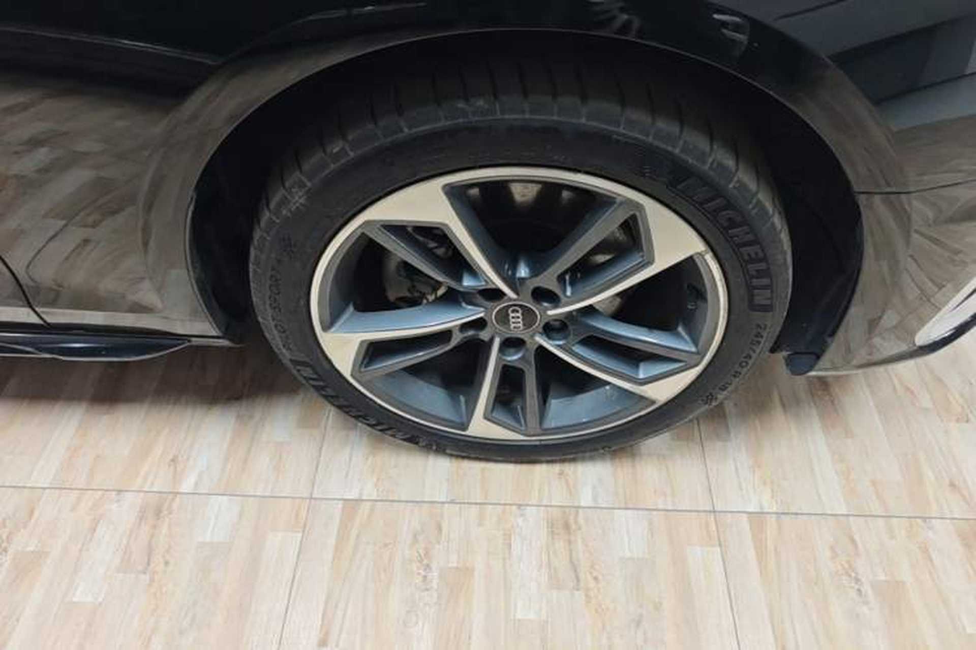 Used Audi A4L 2023 40 TFSI Fashion Dynamic Model Right Front Wheel Hub