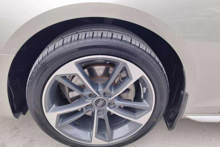 Used Audi A4L 2023 40 TFSI Fashion Dynamic Model Exterior 4