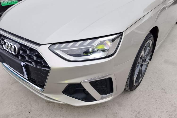 Used Audi A4L 2023 40 TFSI Fashion Dynamic Model Left Front Headlight