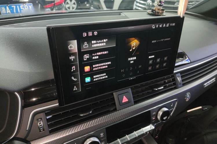 Used Audi A4L 2023 40 TFSI quattro Luxury Dynamic Edition Audio And AC Panel