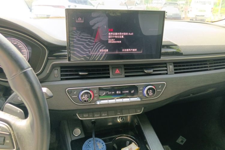 Used Audi A4L 2023 40 TFSI Luxury Dynamic Model Audio And AC Panel