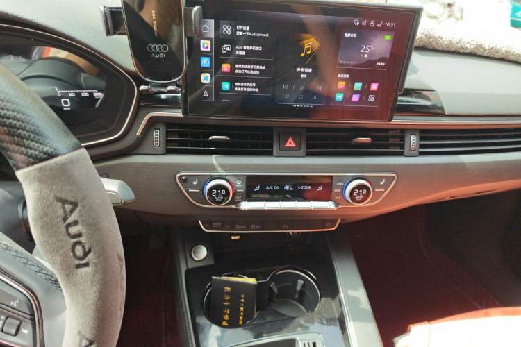 Used Audi A4L 2023 40 TFSI Luxury Dynamic Model Audio And AC Panel