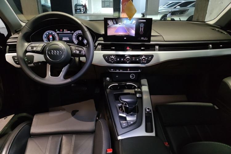 Used Audi A4L 2023 40 TFSI Fashion Dynamic Model Center Console