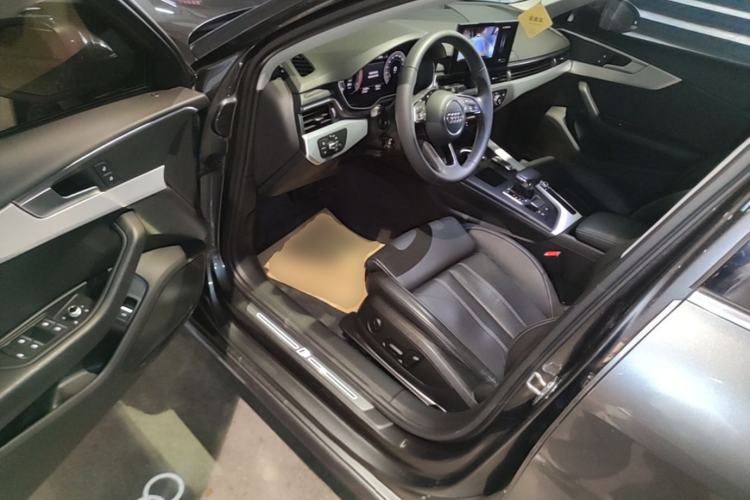 Used Audi A4L 2023 40 TFSI Fashion Dynamic Model Driver Seat
