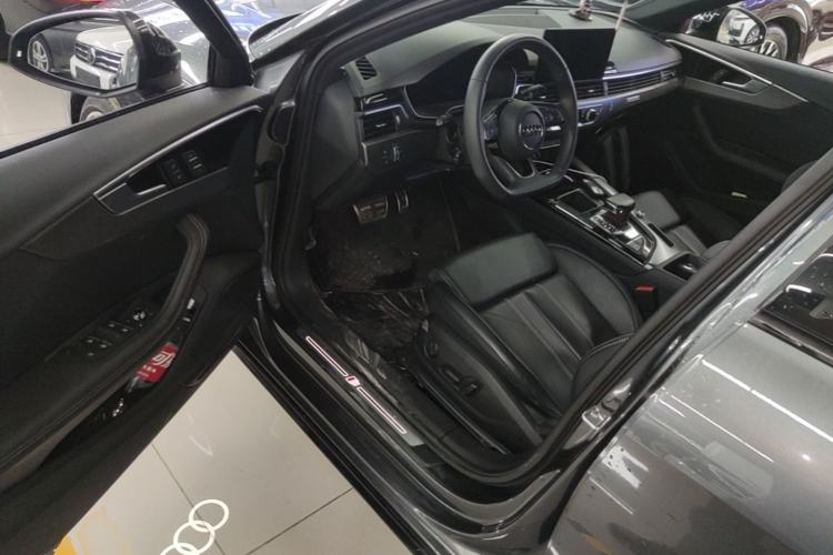 Used Audi A4L 2023 40 TFSI quattro Luxury Dynamic Edition Driver Seat