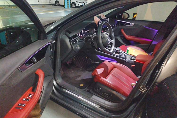 Used Audi A4L 2023 40 TFSI Luxury Dynamic Model Driver Seat