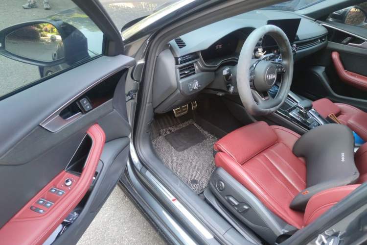 Used Audi A4L 2023 40 TFSI Luxury Dynamic Model Driver Seat