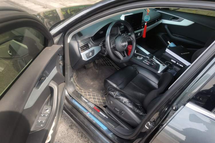 Used Audi A4L 2023 40 TFSI Fashion Dynamic Model Driver Seat