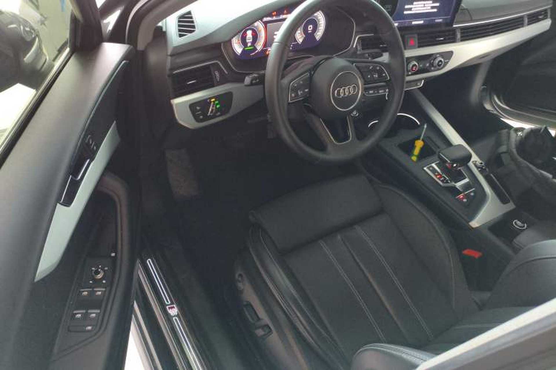 Used Audi A4L 2023 40 TFSI Fashion Dynamic Model Driver Seat