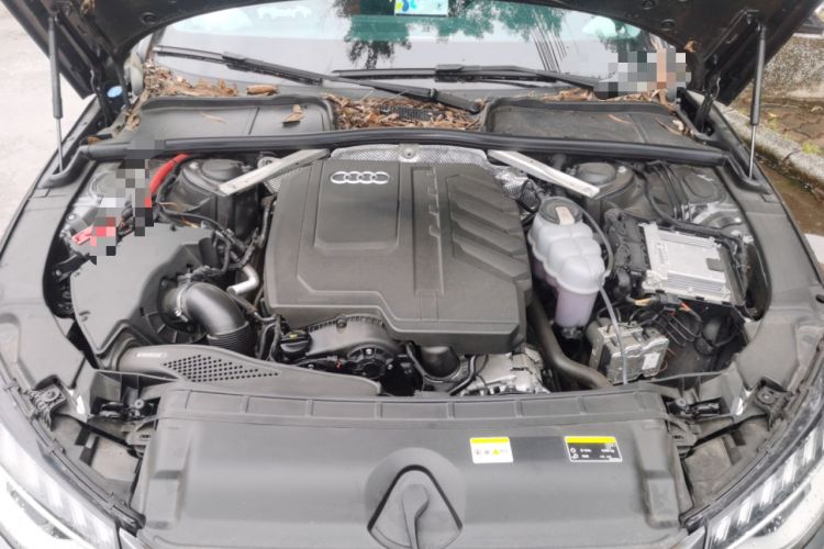 Used Audi A4L 2023 40 TFSI Fashion Dynamic Model Engine Bay