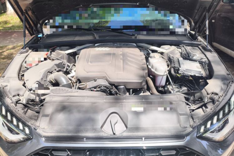 Used Audi A4L 2023 40 TFSI Luxury Dynamic Model Engine Bay
