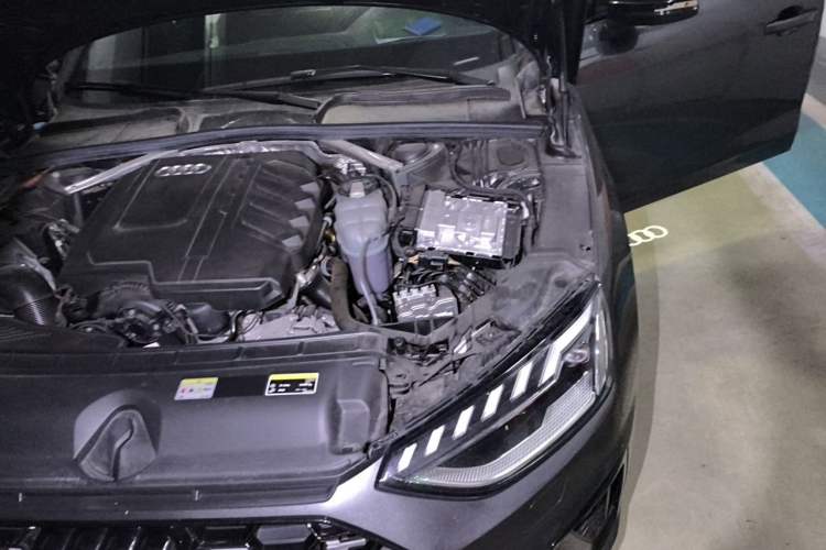 Used Audi A4L 2023 45 TFSI quattro Prestige Dynamic Edition Engine Bay Left