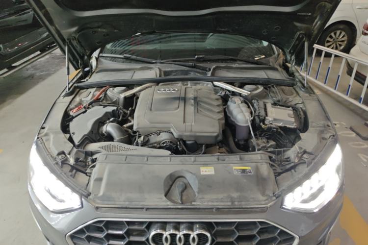 Used Audi A4L 2023 40 TFSI Fashion Dynamic Model Engine Bay