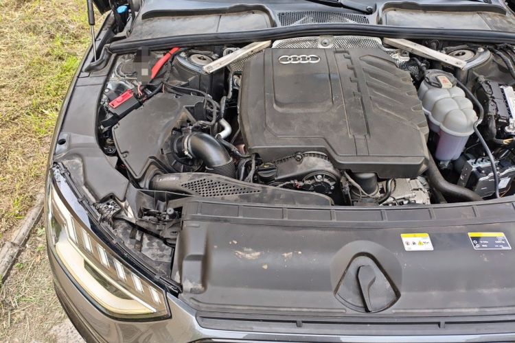 Used Audi A4L 2023 40 TFSI Fashion Dynamic Model Engine Bay Right