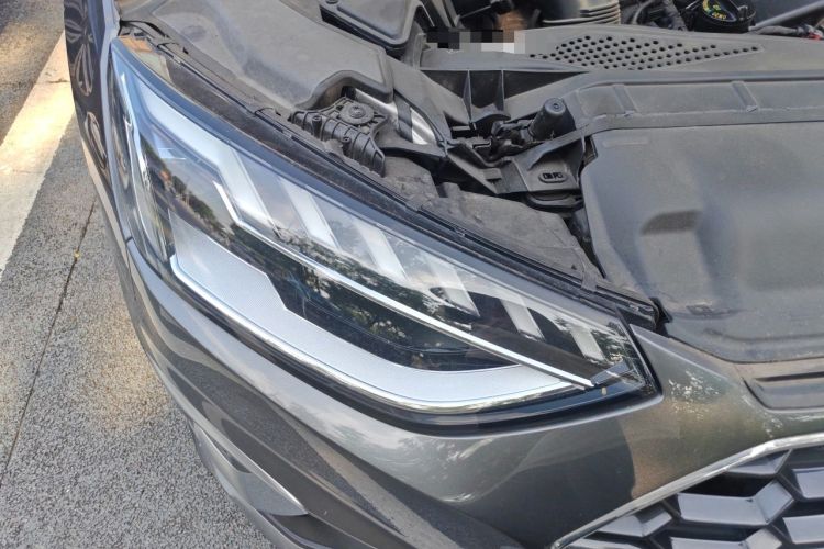 Used Audi A4L 2023 40 TFSI Fashion Dynamic Model Engine Bay Right
