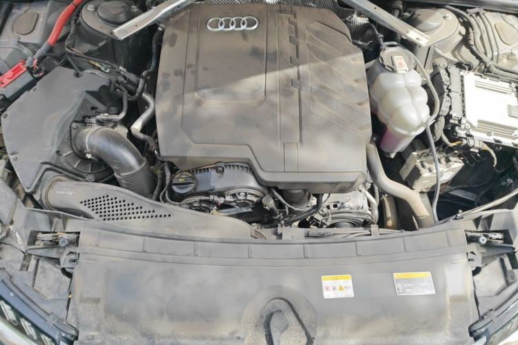 Used Audi A4L 2023 40 TFSI Luxury Dynamic Model Engine Bay