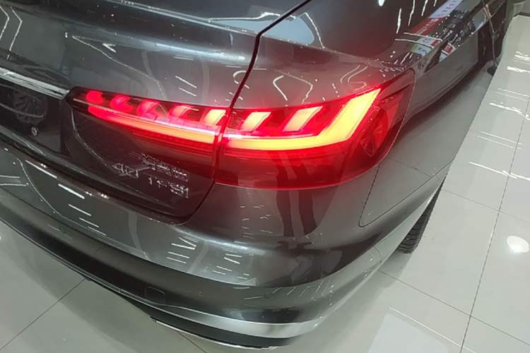 Used Audi A4L 2023 40 TFSI Fashion Dynamic Model Exterior 3