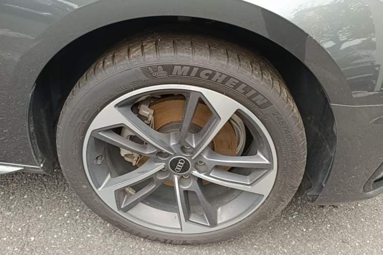Used Audi A4L 2023 40 TFSI Fashion Dynamic Model Exterior 4