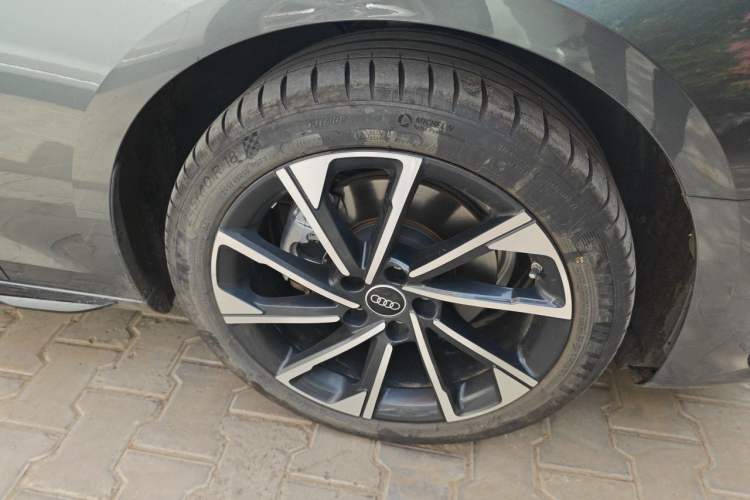 Used Audi A4L 2023 40 TFSI Luxury Dynamic Model Exterior 7