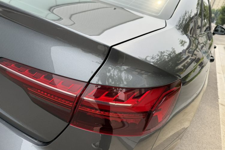 Used Audi A4L 2023 40 TFSI Luxury Dynamic Model Exterior 9