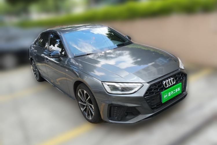 Used Audi A4L 2023 40 TFSI Luxury Dynamic Model Front Right 45 Deg