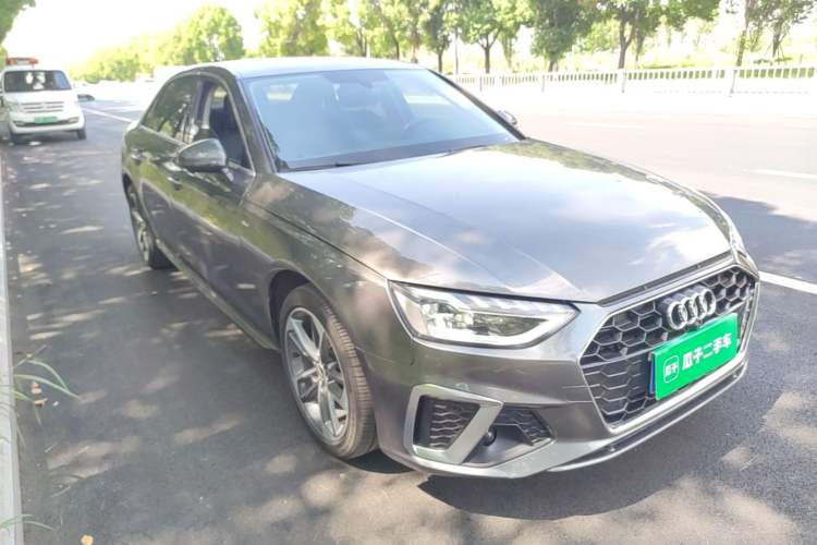 Used Audi A4L 2023 40 TFSI Fashion Dynamic Model Front Right 45 Deg