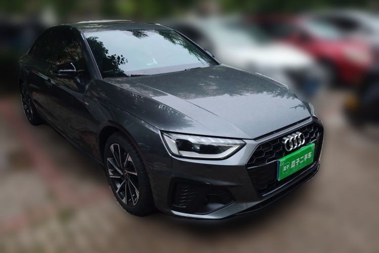 Used Audi A4L 2023 40 TFSI Luxury Dynamic Model Front Right 45 Deg