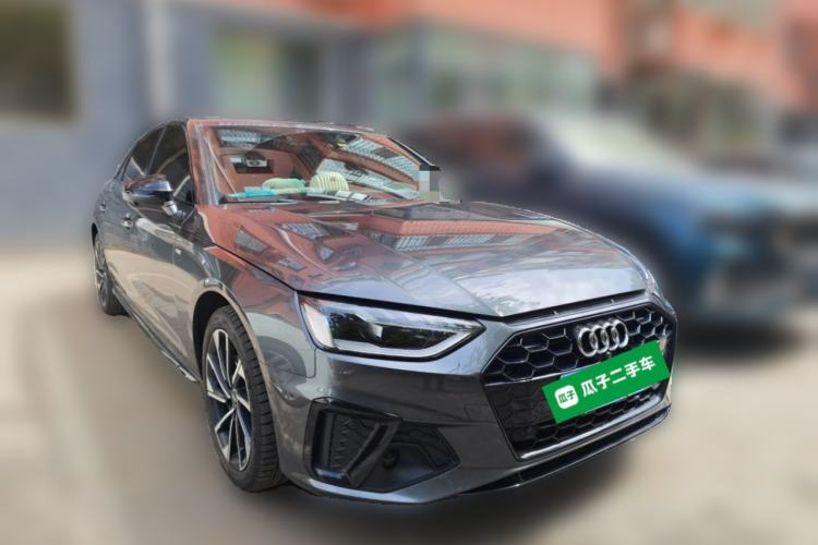 Used Audi A4L 2023 40 TFSI Luxury Dynamic Model Front Right 45 Deg