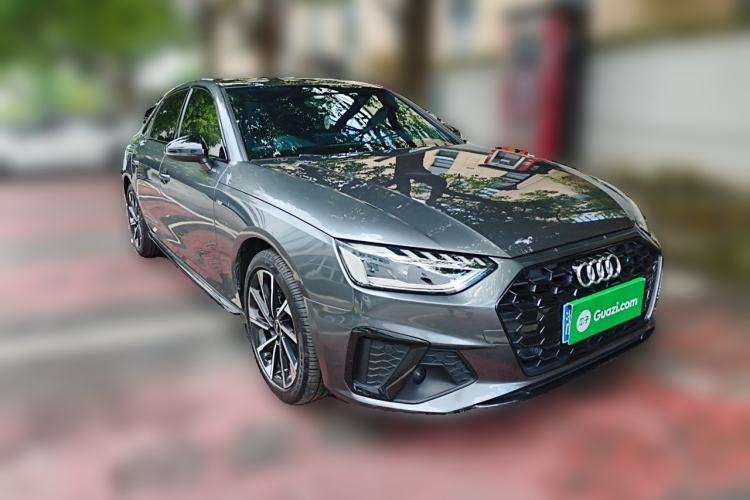 Used Audi A4L 2023 40 TFSI Luxury Dynamic Model Front Right 45 Deg