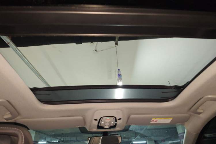 Used Audi A4L 2023 40 TFSI Fashion Dynamic Model Headliner