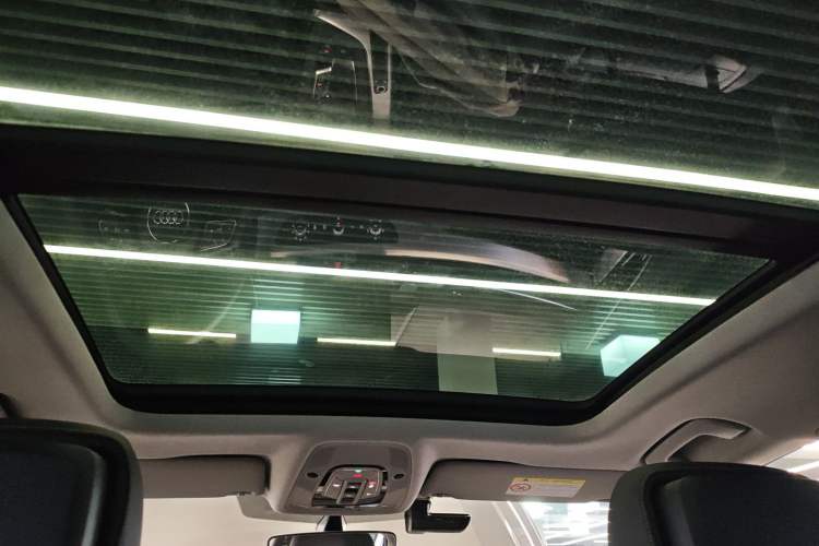 Used Audi A4L 2023 40 TFSI Fashion Dynamic Model Headliner