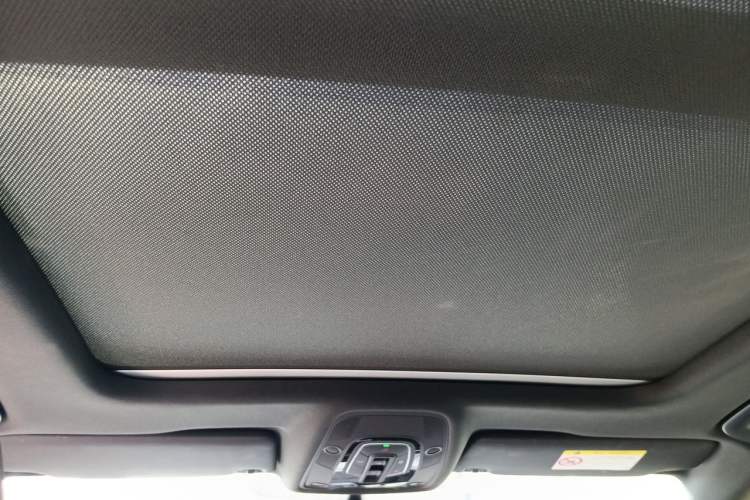 Used Audi A4L 2023 40 TFSI Luxury Dynamic Model Headliner