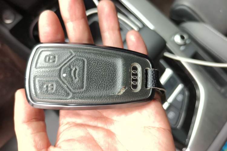 Used Audi A4L 2023 40 TFSI Luxury Dynamic Model Interior 1