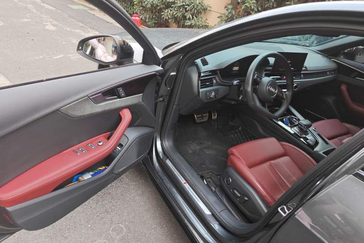 Used Audi A4L 2023 40 TFSI Bang & Olufsen Starry Night Edition Interior 3
