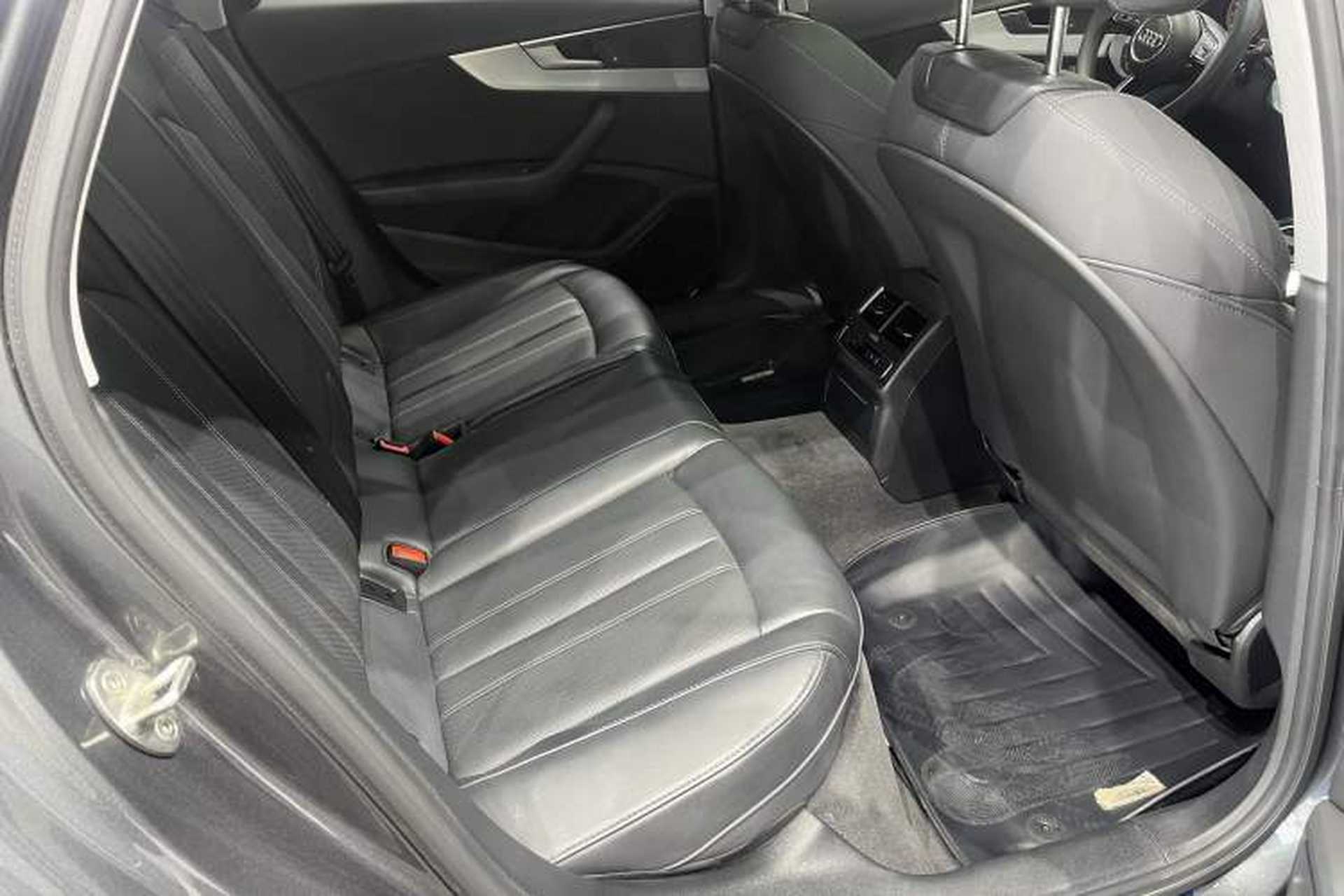 Used Audi A4L 2023 40 TFSI Fashion Dynamic Model Interior 3