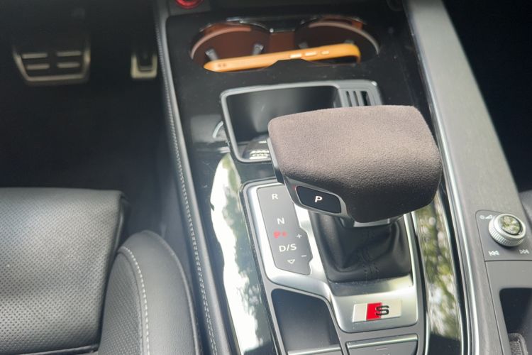 Used Audi A4L 2023 40 TFSI Luxury Dynamic Model Interior 8