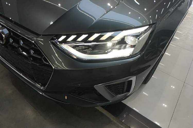 Used Audi A4L 2023 40 TFSI Fashion Dynamic Model Left Front Headlight