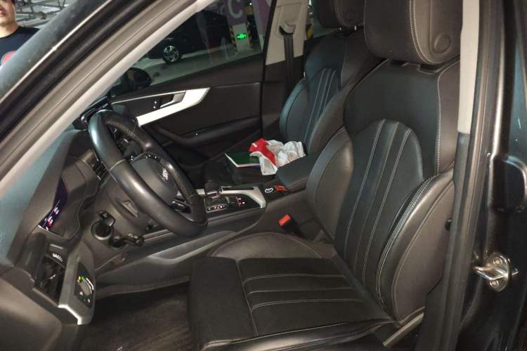 Used Audi A4L 2023 40 TFSI Fashion Dynamic Model Left Front Seat